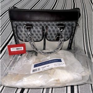 Dooney & Bourke Double Front Pocket Tote/Shoulder Bag.